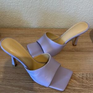 Tony bianco purple mules